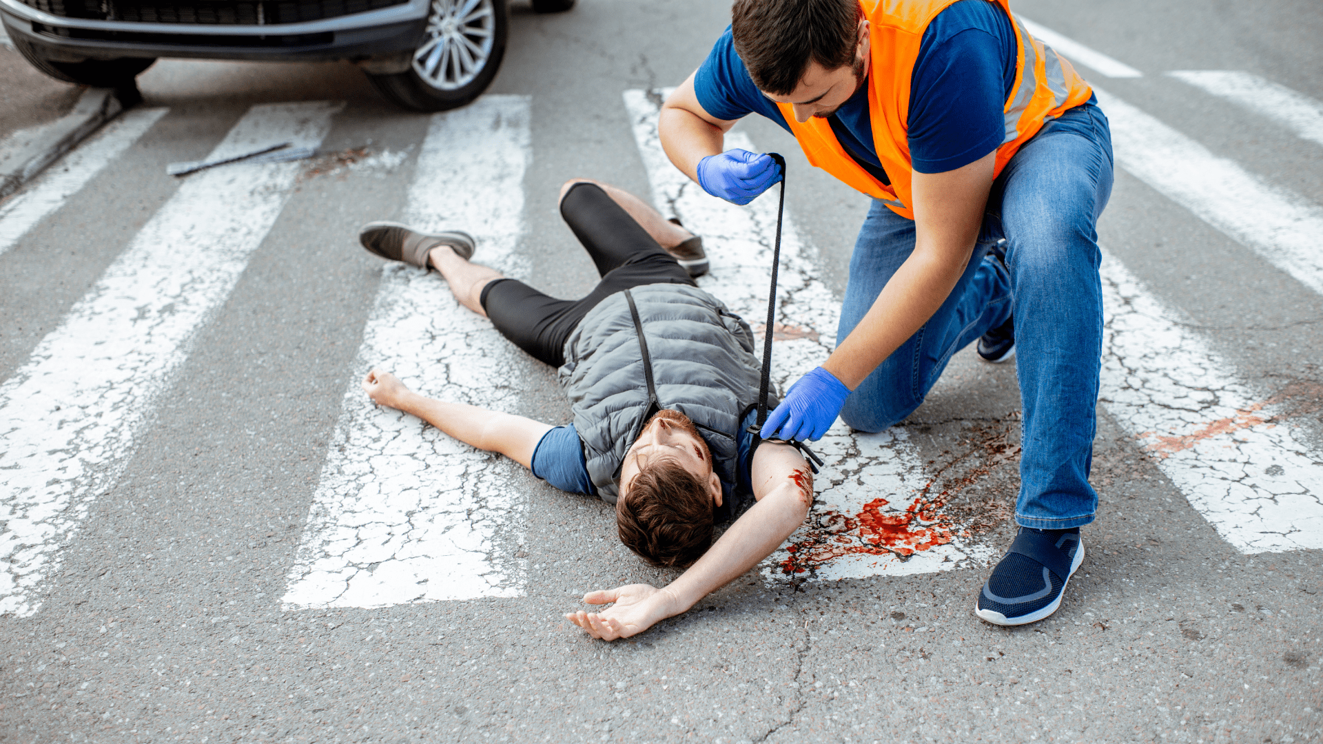 Tamowanie krwotoku po wypadku samochodowym